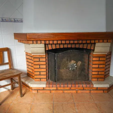 Сasa de vacaciones Casa Refugio Com Patio Interior Alcobaça
